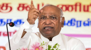 খड़গের সভাস্থল ‘শুদ্ধকরণ’ নিয়ে তুঙ্গে রাজনৈতিক তরজা! জেপি নাড্ডাকে কড়া চিঠি কংগ্রেস সভাপতির