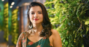 পুজোর কদিন কোথায় উধাও হবেন টলিউডের বোল্ড অভিনেত্রী অনুরাধা? ফাঁস করলেন তাঁর সিক্রেট ট্রাভেল প্ল্যান!