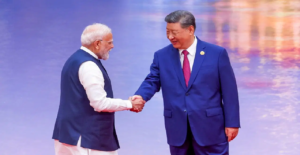 পরমাণু যুদ্ধের ভয় দূর করে রাজধানীতে মেগা বৈঠক! ভারতের মাটিতে পা রেখেই কি বরফ গলাবেন চিনের প্রেসিডেন্ট?