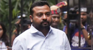 ‘প্রভাবশালী’দের নাম কি তবে ফাঁস হতে চলেছে? রিমান্ডে এসেই তদন্তকারীদের কোন বড় তথ্যের সন্ধান দিলেন সুমিত?