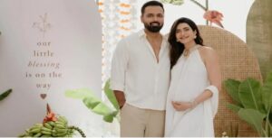 জন্মাষ্টমীতেই ছেলের নাম প্রকাশ্যে আনলেন করিশমা তান্না! আদরের সন্তানের নামের অর্থ জানলে অবাক হবেন