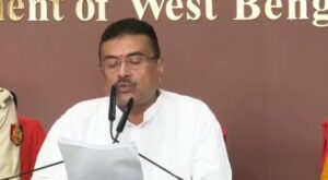 পুজোর আগে বাম্পার গিফট! পার্শ্বশিক্ষক থেকে বনকর্মী—কাদের বেতন একলাফে ৫ হাজার টাকা বাড়ল? জানুন বড় ঘোষণা