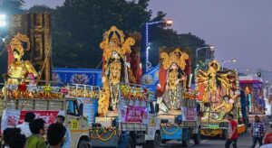 বন্ধ রেড রোডের কার্নিভাল! মহালয়ার দিন ইডেনে ৩ হাজার ড্রোনের আলোয় মায়ের আগমন, বড় ঘোষণা মুখ্যমন্ত্রীর