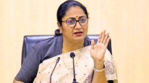 বায়ু দূষণ রোধে বড় পদক্ষেপ! দিল্লির রাস্তায় গাড়ি নামানোর আগে মানতে হবে কোন নতুন নিয়ম
