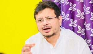 নন্দীগ্রাম ও রেজিনগরে ঘাসফুল ফুটবে কার? প্রতীক জটের মাঝেই প্রার্থীর নাম ফাটাল ‘নব তৃণমূল’!