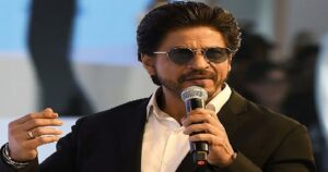 ‘আমি পাঠান, গুলি করতে হলে কর!’ আন্ডারওয়ার্ল্ডের বন্দুকের নলের সামনে দাঁড়িয়ে কিং খানের সেদিনের জবাব শুনলে রক্ত গরম হয়ে যাবে!
