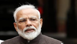 চোখের পলকে গুঁড়িয়ে গেল চারতলা বহুতল! দিল্লির ভয়াবহ বিপর্যয় নিয়ে দেশবাসীকে কী বার্তা দিলেন মোদী?