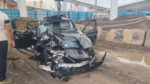 ভোররাত্রে ফ্লাইওভার থেকে উড়ে নিচে পড়ল বেপরোয়া BMW! নিমেষে পিষে শেষ ৩ তাজা প্রাণ