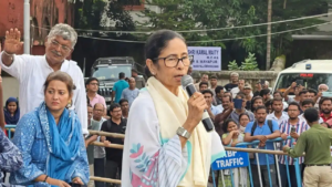 ‘পুলিশি অত্যাচার থেকে নারী নির্যাতন—সব হচ্ছে!’ নতুন বিজেপি সরকারকে সরাসরি আক্রমণ মমতার
