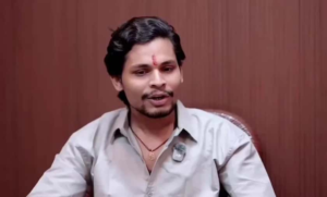 বুক বাজিয়ে ঘুরে বেড়ানো সেই স্বতন্ত্র অবশেষে গ্রেফতার! যন্তর মন্তরে মারধরের পরই পুলিশের জালে স্বঘোষিত গোরক্ষক!