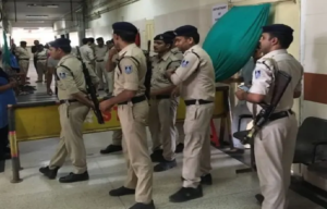 আইটি পার্কের আড়ালে বিশাল প্রতারণা চক্র! শিলিগুড়িতে মধ্যরাতে পুলিশ কমিশনারেটের মেগা হানায় ধৃত ৪