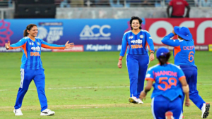 পুরুষদের পথেই মহিলা দল! এশিয়া কাপে ট্রফি বয়কটের সিদ্ধান্ত নিয়ে বিস্ফোরক মন্তব্য বিসিসিআইয়ের!