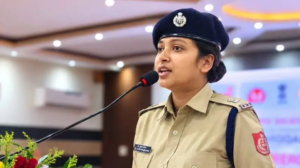 ‘আসসালামু আলাইকুম’ বলায় রাতারাতি কড়া সাজা! মুসলিম নারী আইপিএস অফিসারকে সরিয়ে দিতেই দেশজুড়ে শুরু হলো ঝড়