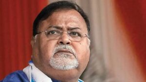 জামিনের শর্ত ফুঁকে উড়িয়ে দিচ্ছেন পার্থ চট্টোপাধ্যায়? সিবিআই দফতরে হাজিরা না দেওয়ায় নয়া আইনি বিপাকে প্রাক্তন মন্ত্রী!