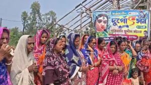 শাঁখ-ঘণ্টা বাজানোর স্বাধীনতা! শওকতের আতঙ্কের দিন শেষ, ক্যানিংয়ে পুজোয় রেকর্ড বৃদ্ধি!