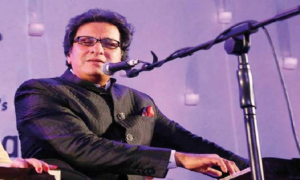 জুহুতে গজল শিল্পী তালাত আজিজের বাড়িতে ভয়াবহ অগ্নিকাণ্ড! শ্বাসরুদ্ধকর পরিস্থিতিতে হাসপাতালে ছুটল পরিবার