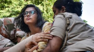 অভিজিতের পর এবার নেহা বোরাও লালবাজারে আটকে? দিল্লিতে তিরঙ্গা কর্মসূচি ঘিরে এলাহি কাণ্ড!