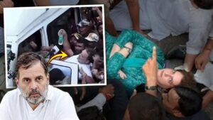 “পুলিশ আমার গায়ে আঁচড় কেটেছে, রাস্তায় ফেলে দিয়েছে!” দিল্লির রাজপথে শুয়ে কান্নায় ভেঙে পড়লেন প্রিয়াঙ্কা