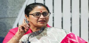 ‘দিল্লিকে বন্দি করে রাখা চলবে না!’ ককরোচদের আন্দোলন ও বিরোধীদের ভূমিকার বিরুদ্ধে মুখ্যমন্ত্রী রেখা গুপ্তার চরম হুঁশিয়ারি