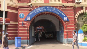 কলকাতা পৌরসংস্থায় বিরাট রদবদল! ভবন ও রাস্তাঘাট বিভাগে বড় পরিবর্তনের ঘোষণায় শোরগোল!