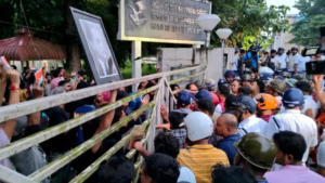 এসআরএফটিআই ক্যাম্পাসে বড়সড় অশান্তি! বহিরাগতদের তাণ্ডবের পরেই চরম উদ্বেগে কর্তৃপক্ষ, কড়া হল নিরাপত্তা!