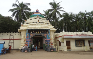 ৬ বছর বন্ধ থাকার পর অবশেষে খুলল গুন্ডিচা মন্দির! প্রথম দিনেই উপচে পড়া ভিড় ভক্তদের