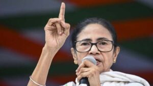 “মমতার অ্যাকাউন্টে সোজা ৩০ লক্ষ টাকা!” ইন্দ্রনীলের রেকর্ডস সংস্থার আর্থিক লেনদেন নিয়ে ইডি-র বিস্ফোরক দাবিতে তোলপাড় রাজ্য