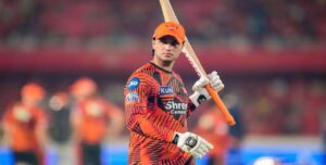 কামিন্সের অবর্তমানে বড় দায়িত্ব পেলেন ঈশান, টিম ম্যানেজমেন্টের সিদ্ধান্তে অসন্তুষ্ট হয়ে কি এসআরএইচ ছাড়ছেন অভিষেক শর্মা?