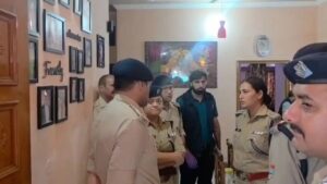দেরাদুনে লোমহর্ষক ত্রিপল মার্ডার! বৃদ্ধ দম্পতিসহ পরিচারিকাকে নৃশংস খুন, পুলিশের হাতে আটক ঘনিষ্ঠ পরিচিত