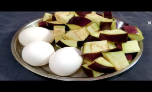 ডিম আর বেগুনের এই দুর্দান্ত রেসিপি একবার খেলেই প্রেমে পড়বেন! রইল জিভে জল আনা দুই জাদুকরী পদ।