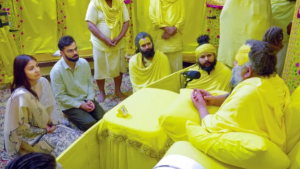 আশ্রমে যাওয়ার জন্য ৫ কোটি টাকা নিয়েছিলেন বিরাট? ফালাহারি মহারাজের বিস্ফোরক দাবির কড়া জবাব দিল টিম কোহলি!