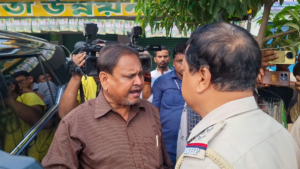 মোবাইল ছাড়াই ১১ ঘণ্টা সোজা পুলিশি হেফাজতে! ছাড়া পেতেই ভোট নিয়ে বড় দাবি করলেন বিধায়ক